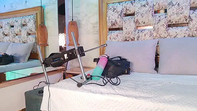 emily greco1 online show from 07-10-26, 11:46
