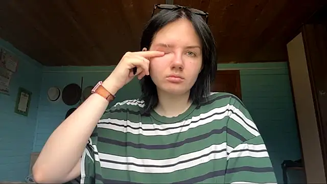 AnnelieseRamirel online show from 06-18-26, 01:26