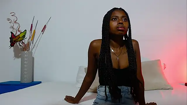 Snapshot of AmaraBennett chatting on 06-17-26, 09:16 AmaraBennett online show from 06-17-26, 09:16