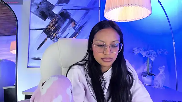 emma brooks  online show from 07-28-26, 06:20