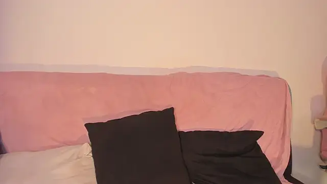 EmilyCutte online show from 08-01-26, 03:22