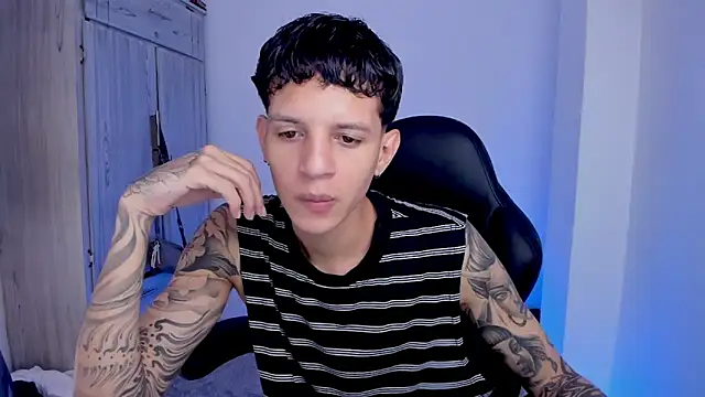 tylerrnova online show from 08-03-26, 03:16
