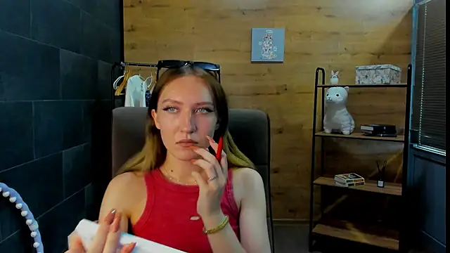 LisaaJackson online show from 07-02-26, 01:17
