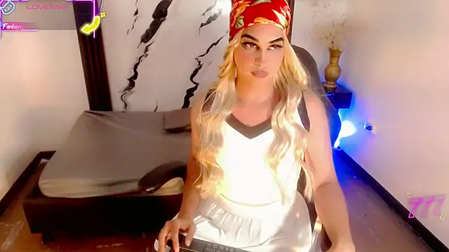 Snapshot of Valeria_Gimon chatting on 06-18-26, 07:40 Valeria Gimon online show from 06-18-26, 07:40
