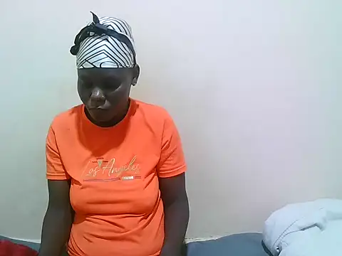 bianca love2 online show from 07-06-26, 10:45