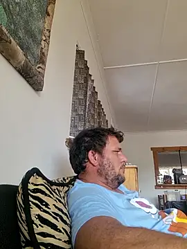 Maintenance Man online show from 06-18-26, 10:52