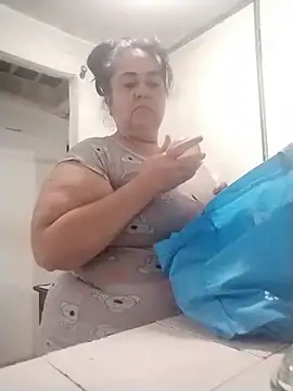 BigAssQueenLatina online show from 06-23-26, 01:03