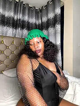 Snapshot of Pretty_Mariiie chatting on 06-18-26, 08:35 Pretty Mariiie online show from 06-18-26, 08:35