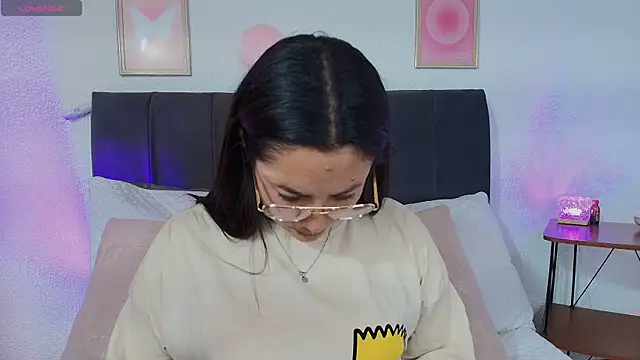 Snapshot of samm_curvy chatting on 07-16-26, 07:42 samm curvy online show from 07-16-26, 07:42