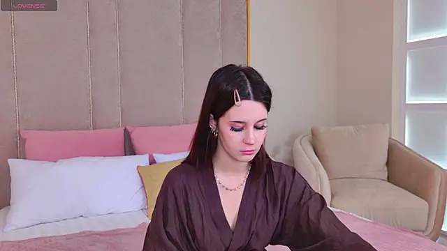 SelenaAlmond online show from 06-20-26, 05:10