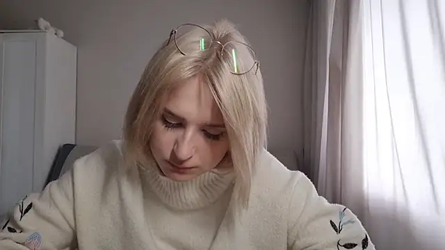 BloomMoon online show from 07-10-26, 10:40