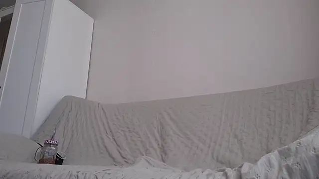 BloomMoon online show from 07-28-26, 02:13