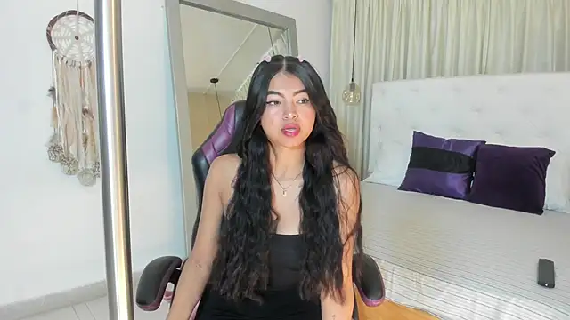 Sophi Lee   online show from 06-20-26, 12:52