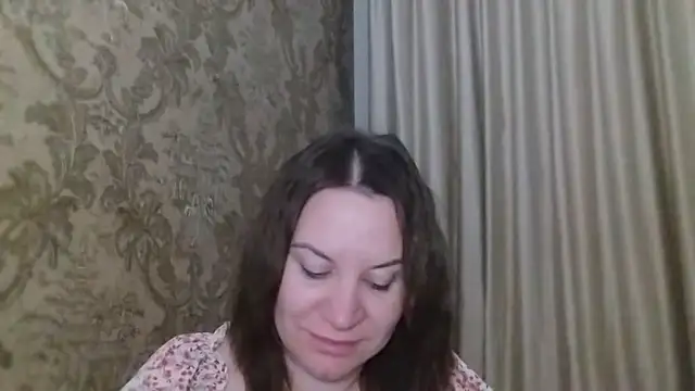 Snapshot of Lauralison chatting on 07-09-26, 08:57 Lauralison online show from 07-09-26, 08:57