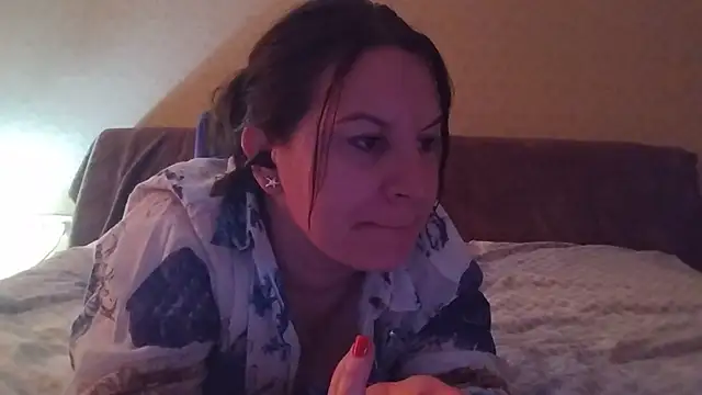 Snapshot of Lauralison chatting on 07-12-26, 04:53 Lauralison online show from 07-12-26, 04:53