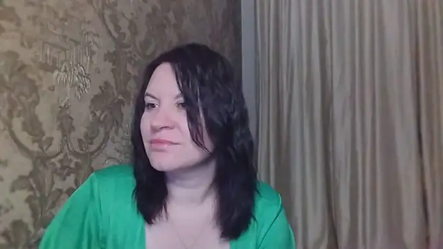 Snapshot of Lauralison chatting on 07-30-26, 08:52 Lauralison online show from 07-30-26, 08:52