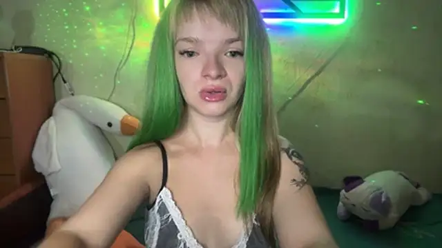 JadeEva online show from 07-14-26, 08:03