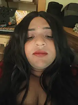 Snapshot of Anusha_k_e chatting on 06-20-26, 06:27 Anusha k e online show from 06-20-26, 06:27