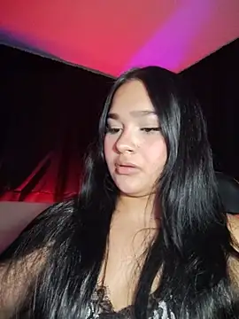 Snapshot of Yesenia26p chatting on 07-17-26, 02:29 Yesenia26p online show from 07-17-26, 02:29