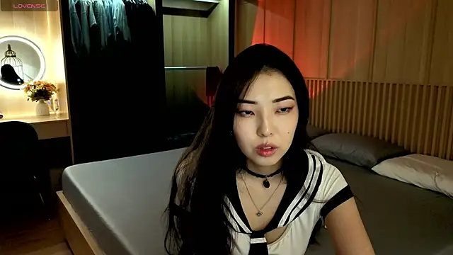 Snapshot of miko_kimura chatting on 10-24-25, 05:20 miko kimura online show from 10-24-25, 05:20