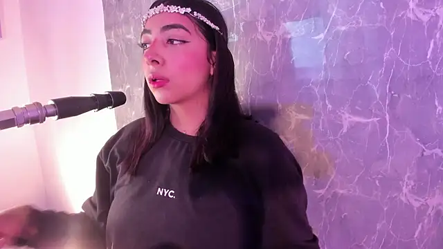 cherry skinnyy  online show from 07-21-26, 11:23