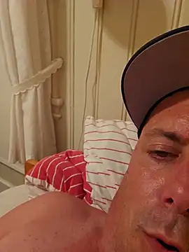 heterohotguy78 online show from 07-05-26, 09:22