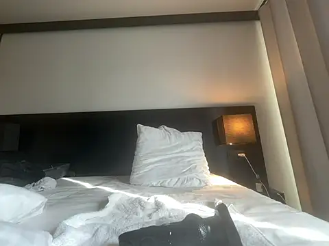 prachernadine online show from 04-28-26, 06:29