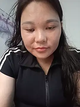 Snapshot of Holy-mi chatting on 07-17-26, 05:36 Holy-mi online show from 07-17-26, 05:36