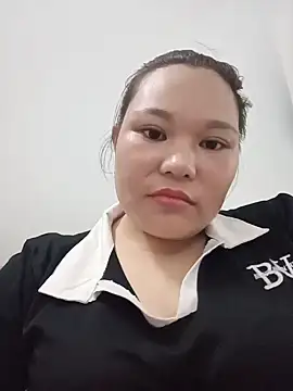 Snapshot of Holy-mi chatting on 07-25-26, 06:11 Holy-mi online show from 07-25-26, 06:11