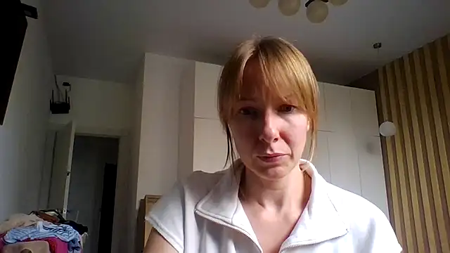 Deloriada online show from 07-22-26, 07:00