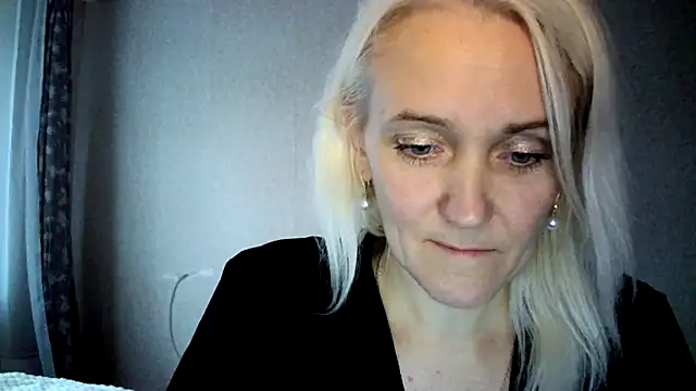 Snapshot of Calissako chatting on 07-05-26, 06:26 Calissako online show from 07-05-26, 06:26