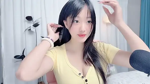 Snapshot of Winnie666999 chatting on 07-28-26, 11:05 Winnie666999 online show from 07-28-26, 11:05