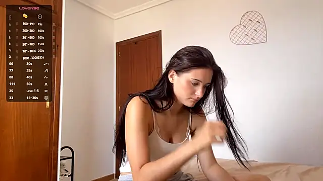 Snapshot of RoseDiebol chatting on 07-28-26, 10:21 RoseDiebol online show from 07-28-26, 10:21