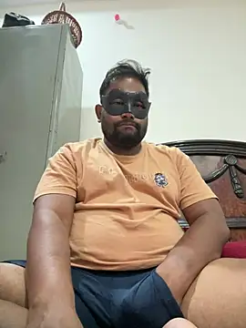 Snapshot of TeluguSweet_Couple chatting on 08-01-26, 06:07 TeluguSweet Couple online show from 08-01-26, 06:07