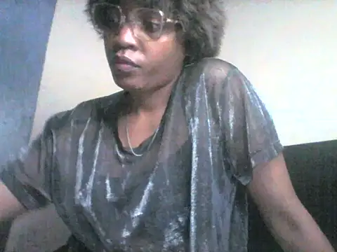 Snapshot of CannyDetour chatting on 07-24-26, 07:23 CannyDetour online show from 07-24-26, 07:23