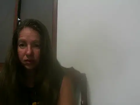 Snapshot of Ranelia chatting on 07-06-26, 05:26 Ranelia online show from 07-06-26, 05:26