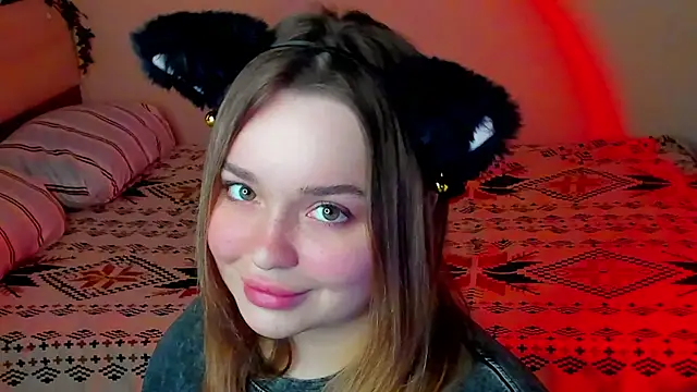 Snapshot of Hot_moon_666 chatting on 06-24-26, 06:40 Hot moon 666 online show from 06-24-26, 06:40