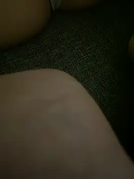 Snapshot of feetlilly chatting on 06-30-26, 12:44 feetlilly online show from 06-30-26, 12:44