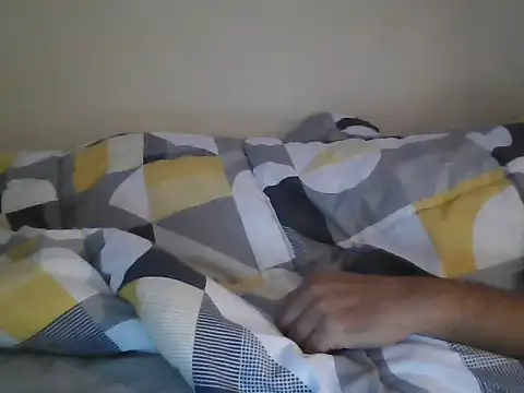 Snapshot of a5ar5rooooov chatting on 09-29-25, 04:39 a5ar5rooooov online show from 09-29-25, 04:39