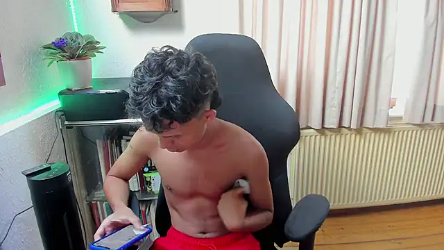carlos 00foxx online show from 06-26-26, 12:42