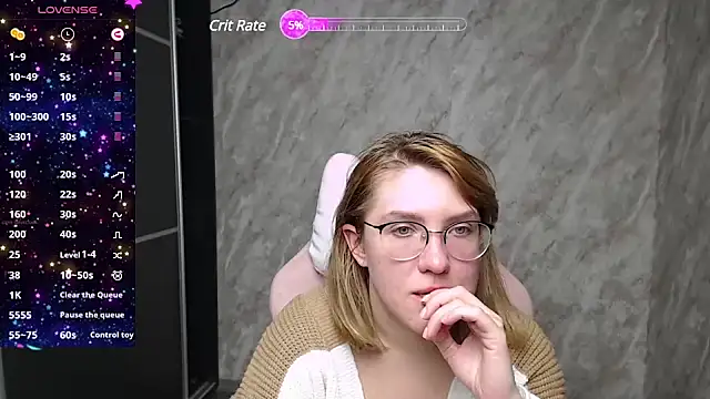 Snapshot of Reginasmilee chatting on 03-22-25, 11:11 Reginasmilee online show from 03-22-25, 11:11