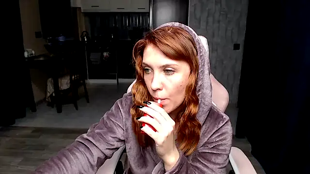 Snapshot of Reginasmilee chatting on 10-02-25, 04:30 Reginasmilee online show from 10-02-25, 04:30