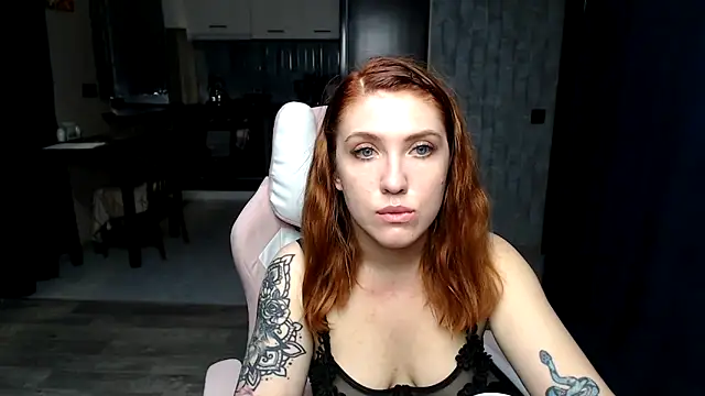 Snapshot of Reginasmilee chatting on 10-03-25, 12:57 Reginasmilee online show from 10-03-25, 12:57