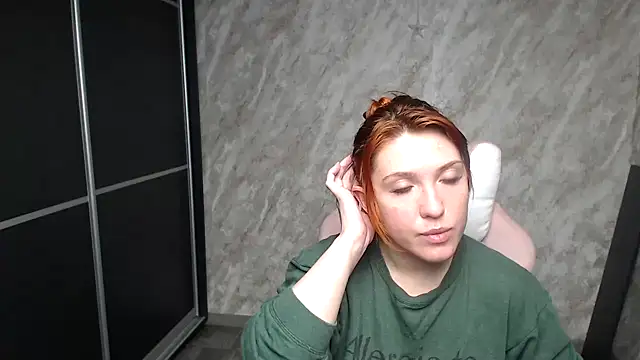 Reginasmilee online show from 02-09-26, 05:28