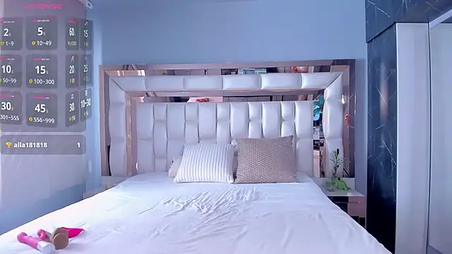 Snapshot of SarahPreston chatting on 01-09-25, 07:29 SarahPreston online show from 01-09-25, 07:29