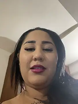 Valentina Tilly online show from 06-24-26, 10:31