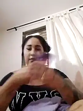 Snapshot of Valentina_Tilly chatting on 07-16-26, 03:29 Valentina Tilly online show from 07-16-26, 03:29