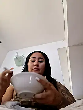 Snapshot of Valentina_Tilly chatting on 07-28-26, 05:12 Valentina Tilly online show from 07-28-26, 05:12