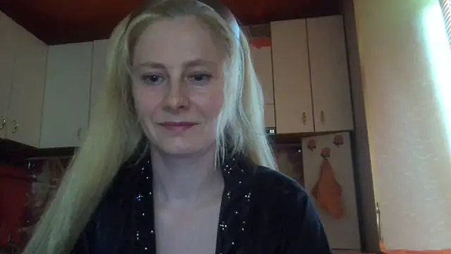 Vexieeka online show from 07-15-26, 06:57