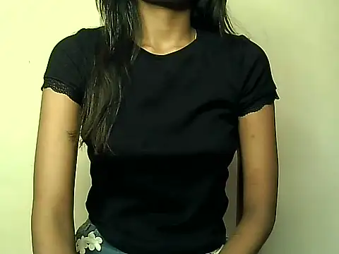 Siyaralove online show from 07-20-26, 02:37
